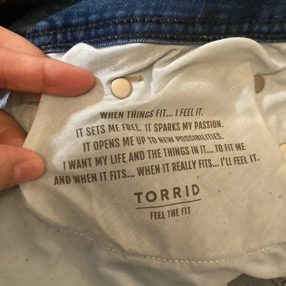 Torrid Luxe Slim Bootcut Jeans Super
Stretch Light Wash Size 24 boho Everyday - Picture 9 of 15